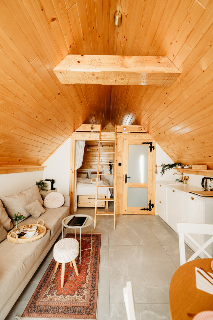 White Studio z siatką rekreacyjną i widokiem na góry White Studio z siatką rekreacyjną i widokiem na góry